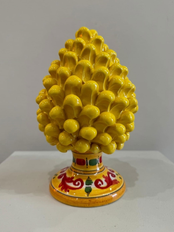 Pigna colore giallo