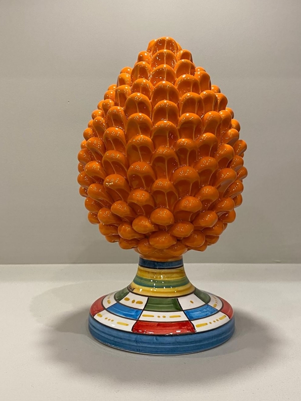 Pigna colore arancione